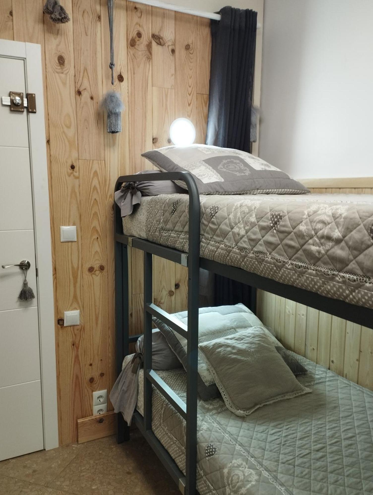 Chambres D'Hotes Chez Catherine A Reus Chambre De Paris Avec Salle De Bains Privee Exterior foto